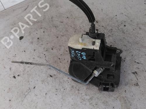 Serratura anteriore destra RENAULT CLIO II (BB_, CB_) 1.6 16V (BB01, BB0H, BB0T, BB14, BB1D, BB1R, BB2KL, BB3G... (107 hp) 29591359