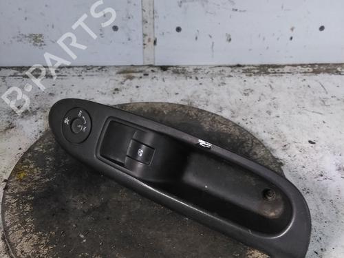 Used Right front window switch Right front window switch RENAULT CLIO II (BB_, CB_) 1.5 dCi (B/CB07) (65 hp) 34595979 34595979