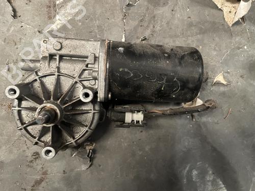 Used Back wipers mechanism Back wipers mechanism RENAULT CLIO II (BB_, CB_) 1.2 (BB0A, BB0F, BB10, BB1K, BB28, BB2D, BB2H, CB0A,... (58 hp) 34589420 34589420