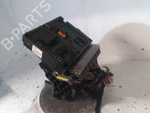 Used Fuse box Fuse box VW SHARAN (7M8, 7M9, 7M6) 1.9 TDI (110 hp) 34599182 34599182