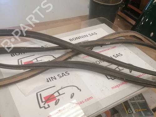 Used Rubber door seal Rubber door seal CITROËN JUMPY III Van (V_) 1.6 BlueHDi 95 (95 hp) 34586887 34586887