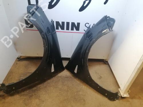 Used Right front fenders DACIA SANDERO 1.5 dCi (68 hp) 20636138
