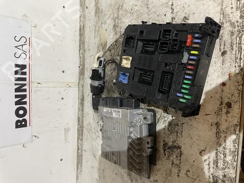 Used Engine control unit (ECU) Engine control unit (ECU) 34591201 34591201
