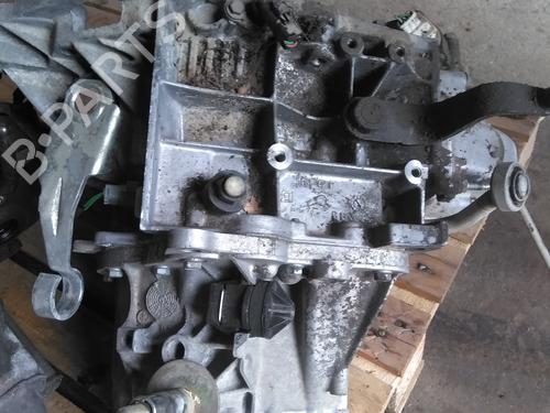 Used Gearbox Gearbox CITROËN BERLINGO / BERLINGO FIRST Box Body/MPV (M_) 2.0 HDI 90 (MBRHY, MCRHY) (90 hp) 34599792 34599792