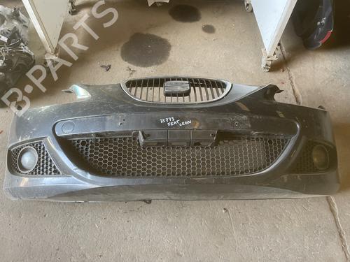 Used Front bumper Front bumper SEAT LEON (1P1) 1.9 TDI (105 hp) 34589108 34589108