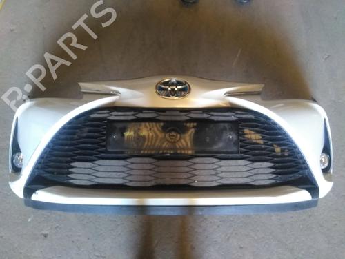 Used Front bumper Front bumper TOYOTA YARIS (_P13_) 1.5 Hybrid (NHP130_, NHP130) (101 hp) 39658907 39658907