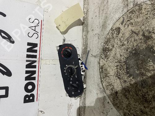 Used Climate control RENAULT TWINGO II (CN0_) 1.2 (CN0D) (58 hp) 21532263