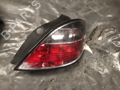 right-taillight-opel-astra-h-a04-2004-2005-2006-2007-2008-2009-2010-2011-2012-2013-2014-34589357 main image