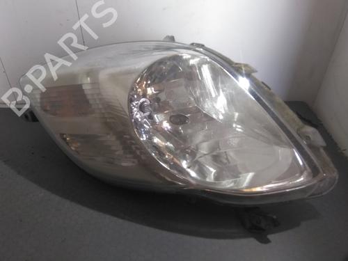 Used Left headlight Left headlight TOYOTA YARIS (_P9_) 1.0 VVT-i (KSP90_, KSP90R) (69 hp) 35968830 35968830