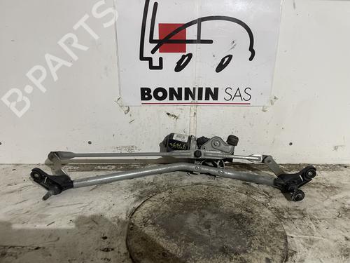 Used Front wiper motor Front wiper motor RENAULT KANGOO / GRAND KANGOO II (KW0/1_) 1.5 dCi 70 (KW0V, KW0A) (68 hp) 34592452 34592452