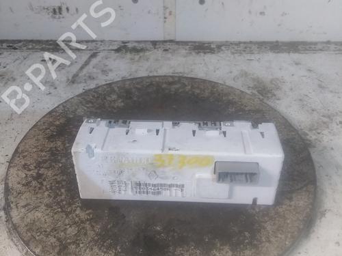 Used Radio Radio RENAULT MEGANE III Hatchback (BZ0/1_, B3_) 1.5 dCi (BZ09, BZ0D, BZ1W, BZ29, BZ14) (110 hp) 34594581 34594581