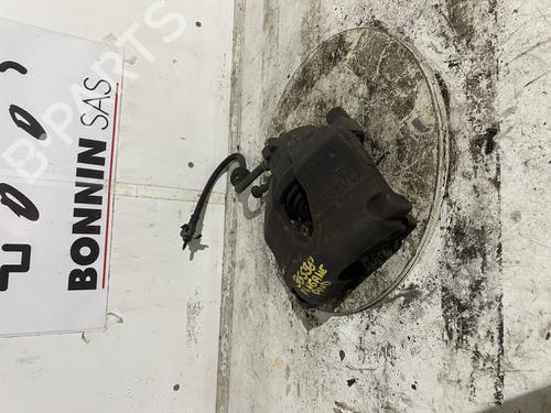 Used Right front brake caliper Right front brake caliper RENAULT MEGANE II (BM0/1_, CM0/1_) [2001-2012] 34590632 34590632