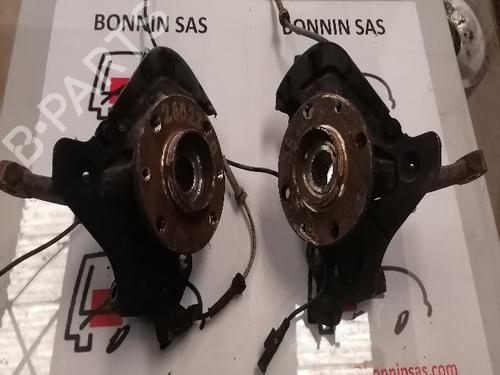 Used Left front steering knuckle FORD KA (RU8) 1.2 (69 hp) 22784380