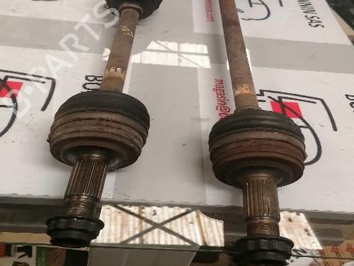 Used Right front driveshaft PEUGEOT 107 (PM_, PN_) 1.0 (68 hp) 20637521