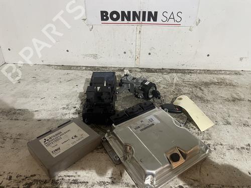 Used Engine control unit (ECU) Engine control unit (ECU) MITSUBISHI SPACE STAR MPV (DG_A) 1.9 DI-D (DG4A) (102 hp) 34591759 34591759