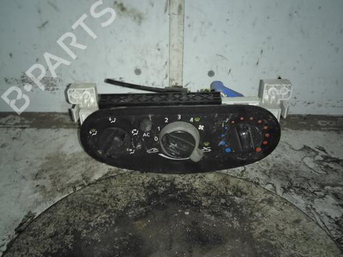 climate-control-dacia-duster-hs_-2010-2011-2012-2013-2014-2015-2016-2017-2018-34593475 main image