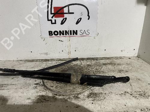 Used Front windshield wiper arm BMW 3 (E46) 320 d (150 hp) 21545928