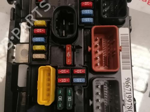 Used Fuse box Fuse box CITROËN C3 II (SC_) 1.4 HDi 70 (SC8HZC, SC8HR0, SC8HP4) (68 hp) 34587277 34587277