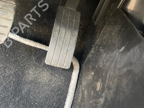 Pedal RENAULT TWINGO III (BCM_, BCA_) 0.9 TCe 90 (BCM9, BCM2) | BP38091993I4 - Image 3