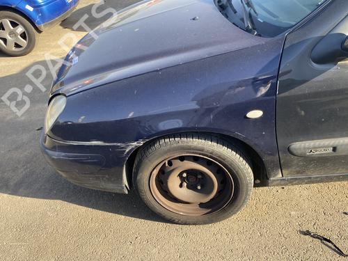 Used Left front fenders CITROËN XSARA (N1) 1.4 i (75 hp) 27237044