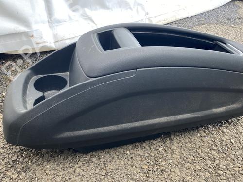 Used Middle console Middle console CITROËN C4 Picasso II 1.6 HDi / BlueHDi 115 (115 hp) 32091824 32091824