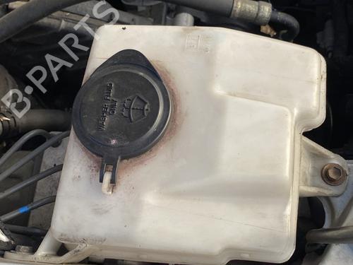 Sprinklertank TOYOTA PICNIC (_XM1_) 2.2 D (CMX10_, CXM10G) (90 hp) 31643084