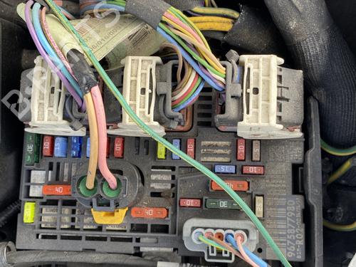 Fuse box CITROËN C5 III Break (RW_) 2.0 HDi | BP28813806E1 - Image 2