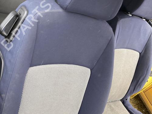 Used Right front seat PEUGEOT 1007 (KM_) 1.4 HDi (68 hp) 31826778