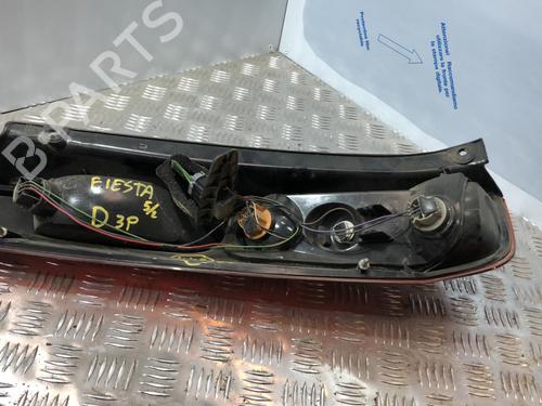 Used Right taillight FORD FIESTA V (JH_, JD_) 1.4 TDCi (68 hp) 22110159