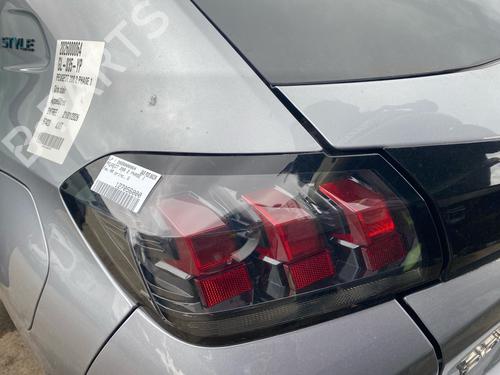 left-taillight-peugeot-208-i-ca_-cc_-2012-2013-2014-2015-2016-2017-2018-2019-2020-2021-36261195 main image