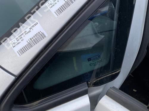 Vidro triangular frente esquerdo OPEL ASTRA J (P10) 1.7 CDTI (68) (125 hp) 31093521