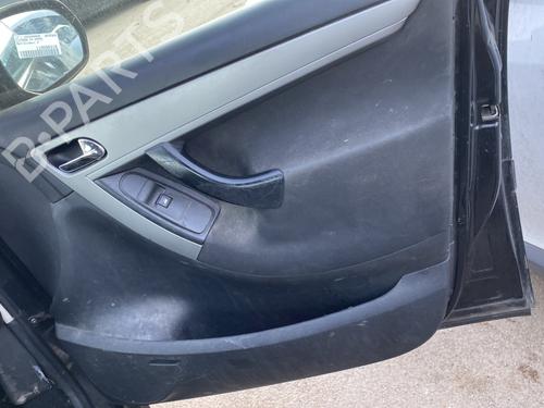 Forreste højre beklædning CITROËN C4 Grand Picasso I (UA_) 1.6 HDi (109 hp) 31808716