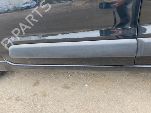 door-moulding-trim-citroen-c3-picasso-sh_-2008-39943118 main image