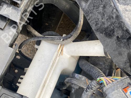 windscreen-washer-tank-ford-focus-iii-2010-2011-2012-2013-2014-2015-2016-2017-2018-2019-2020-32021296 main image