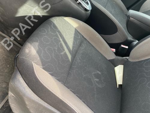 Left front seat CITROËN C3 Picasso (SH_) 1.6 HDi | BP38064215C15 - Image 2