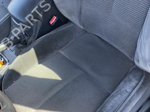 Used Left front seat Left front seat PEUGEOT 407 (6D_) 1.6 HDi 110 (6D9HZC, 6D9HYC) (109 hp) 27221063 27221063