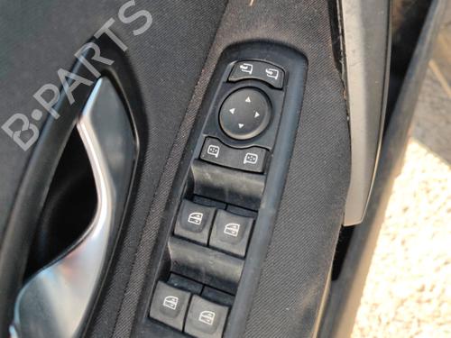 Used Left front window switch RENAULT MEGANE III Hatchback (BZ0/1_, B3_) 1.9 dCi (BZ0N, BZ0J) (131 hp) 22127572