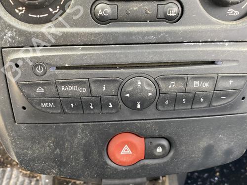 Radio RENAULT CLIO III (BR0/1, CR0/1) 1.5 dCi (C/BR0G, C/BR1G) | BP29422478E6 