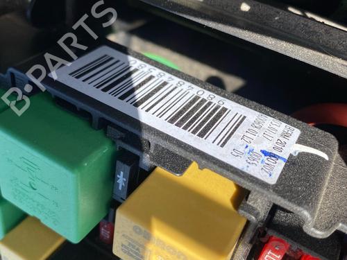 Used Fuse box Fuse box 36030323 36030323