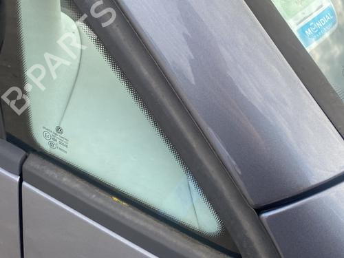 Front right quarter glass VW TOURAN (1T1, 1T2) 1.9 TDI | BP28589283C112