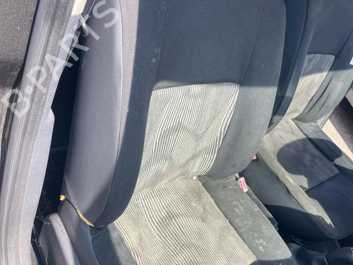 Right front seat DACIA SANDERO 1.4 (BS0C, BS0A, BS0G, BS1F, BS0E) | BP37156845C16 - Image 2