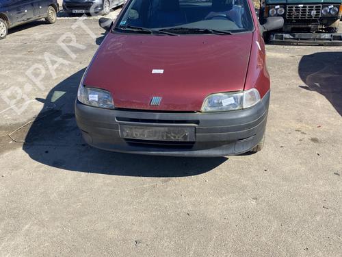 Used Front bumper FIAT PUNTO (176_) 60 1.2 (176AP, 176AR, 176AQ, 176BB) (60 hp) 24400435
