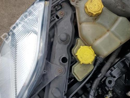 Used Right headlight FORD FIESTA V (JH_, JD_) 1.4 TDCi (68 hp) 22119634