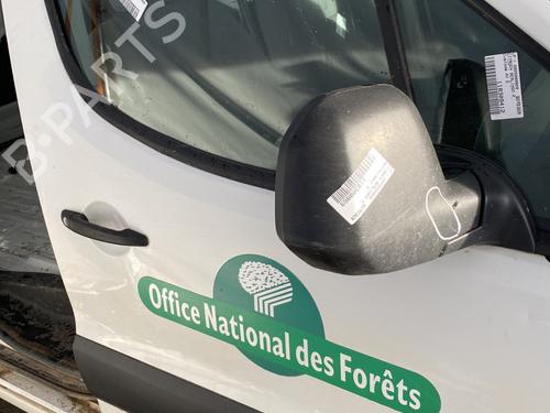 Dør højre fortil CITROËN BERLINGO MULTISPACE (B9) 1.6 HDi 110 (109 hp) 31041474
