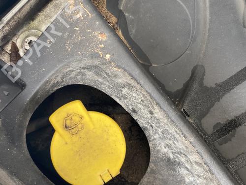 windscreen-washer-tank-dacia-sandero-ii-2012-32091746 main image