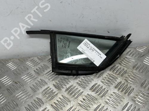 Front right quarter glass TOYOTA YARIS (_P9_) 1.4 D-4D (NLP90_, NLP90R) | BP22116151C112 