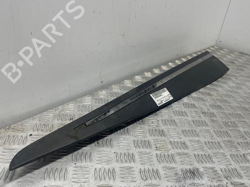 door-moulding-trim-renault-clio-iv-bh_-2012-2013-2014-2015-2016-2017-2018-2019-2020-2021-38072080 main image