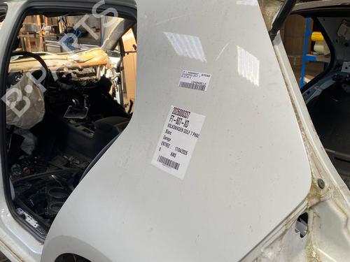 left-rear-fenders-vw-golf-vii-5g1-bq1-be1-be2-2012-2013-2014-2015-2016-2017-2018-2019-2020-2021-34227642 main image