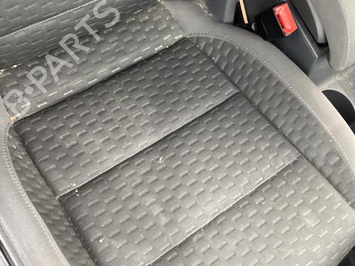 Stol høyre foran VW TOURAN (1T1, 1T2) 1.4 TSI | BP29969658C16
