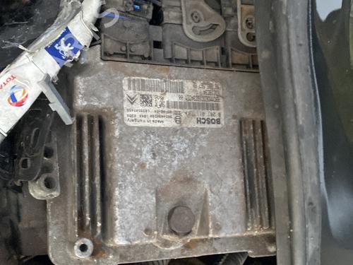 Used Engine control unit (ECU) PEUGEOT 206 SW (2E/K) 1.4 HDi (68 hp) 30552172